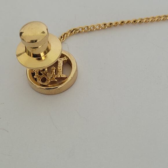 Christian Dior Tie Necktie Pin Clasp Gold Tone Logo Round Vintage Small Logo - Picture 4 of 6